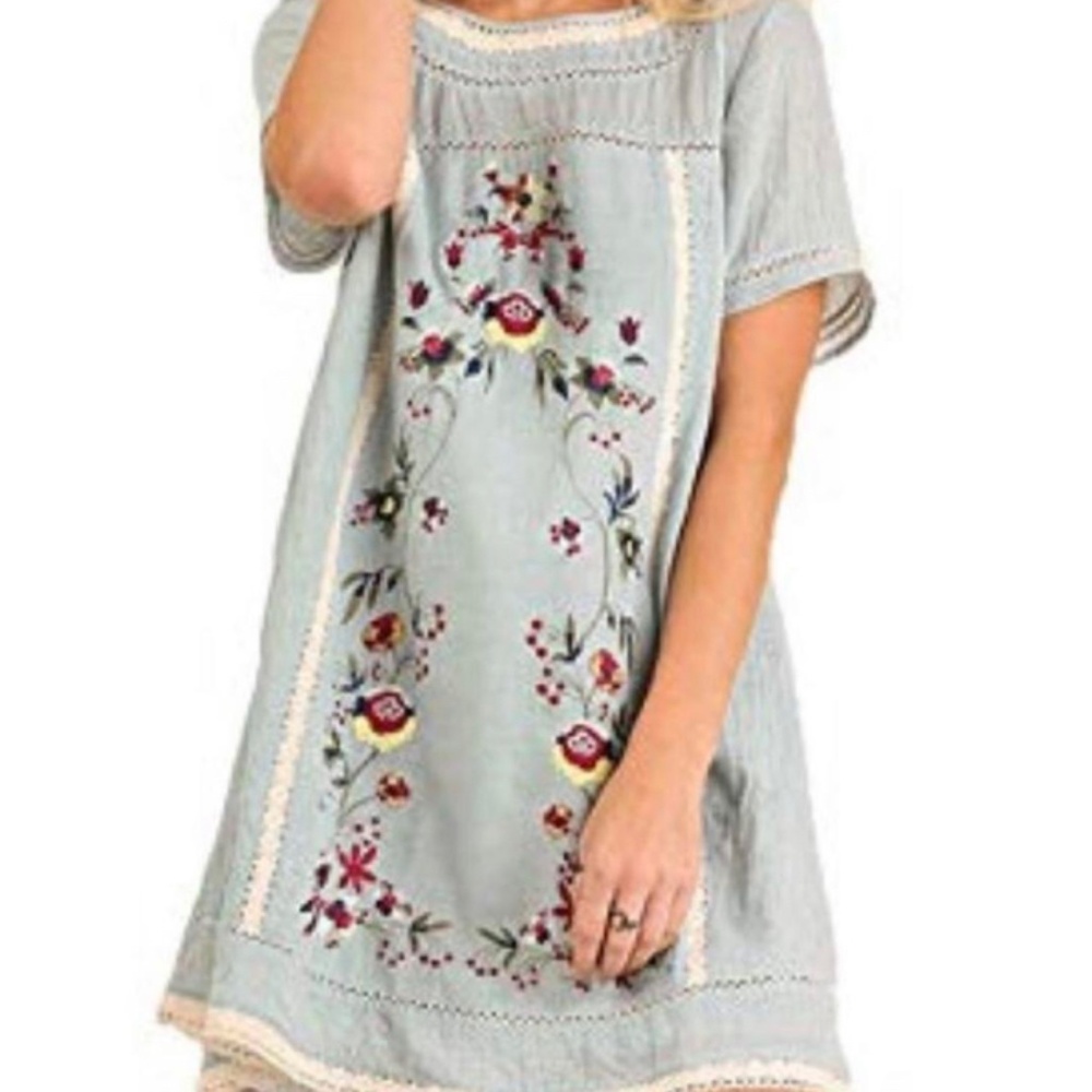 Umgee tan, short sleeve shift dress